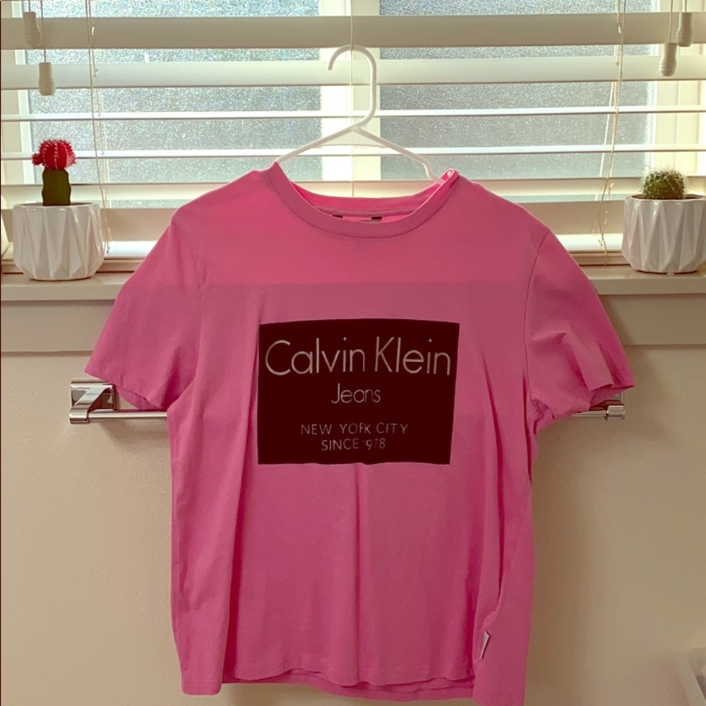 Calvin Klein women’s oversized T-shirt